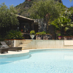 Villas in Sicily with pool